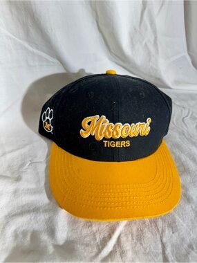 Vintage Missouri Mizzou Tigers SnapBack hat